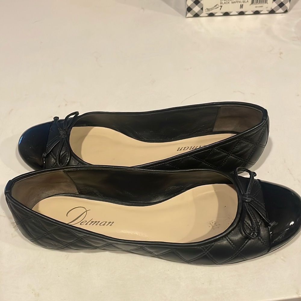 Delman, Black leather ballet flats